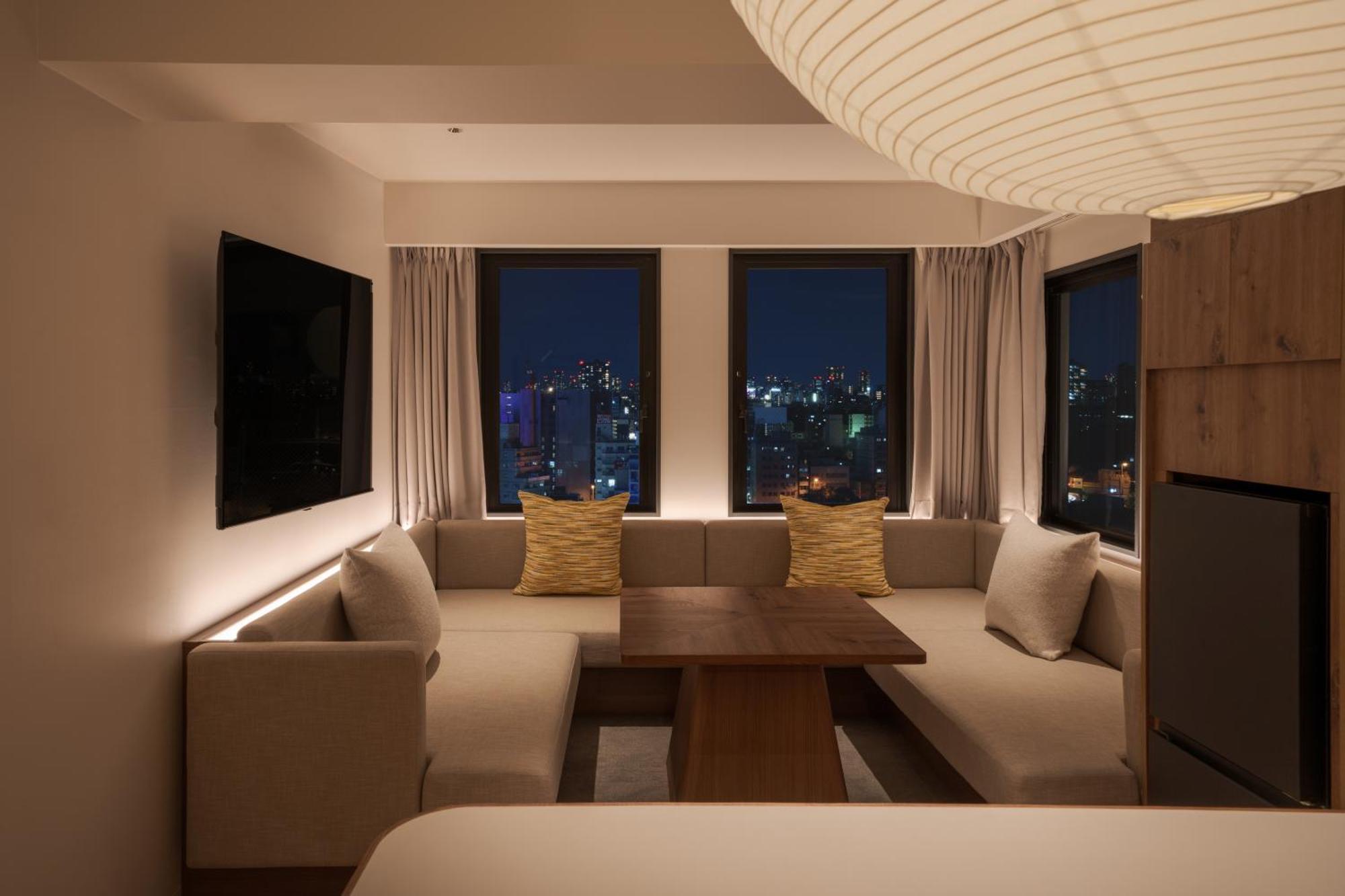 Отель The B Osaka-Shinsekai Экстерьер фото